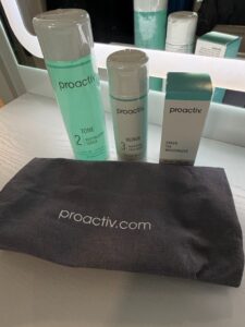Proactiv-Skincare-Set-with-Toning-Moisturizer-and-Repair-Treatment
