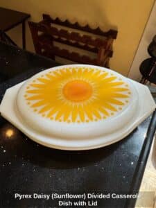 Pyrex-Daisy-Sunflower-Divided-Casserole-Dish-with-Lid