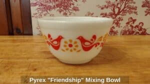 Pyrex-Friendship-Mixing-Bowl