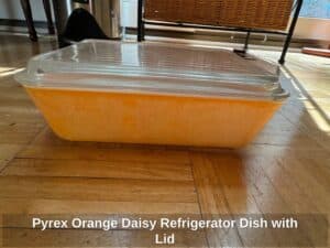 Pyrex-Orange-Daisy-Refrigerator-Dish-with-Lid
