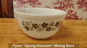 Pyrex-Spring-Blossom-Mixing-Bowl