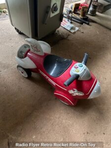 Radio-Flyer-Retro-Rocket-Ride-On-Toy