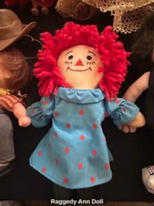 Raggedy-Ann-Doll