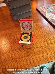 Record-Store-Day-Electric-Fetus-Miniature-Turntable-Replica