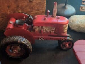 Red-Die-Cast-Farmall-Tractor-Toy