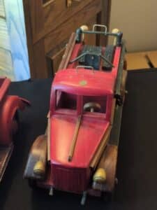 Red-Wooden-Fire-Truck-Model-second-image