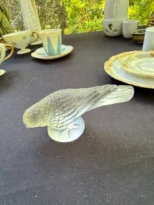 Ren-Lalique-Moineau-Fier-Frosted-Glass-Bird