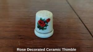 Rose-Decorated-Ceramic-Thimble