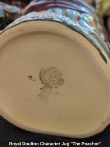 Royal-Doulton-Character-Jug-The-Poacher-second-image