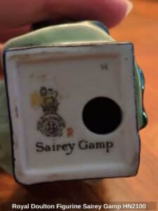 Royal-Doulton-Figurine-Sairey-Gamp-HN-second-image