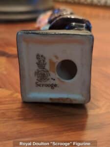 Royal-Doulton-Scrooge-Figurine-second-image