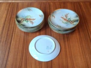 Royal-Rudolstadt-Hand-Painted-Fern-Plates-second-image