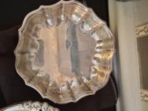 Set-of-Six-Silver-Plated-Butter-Knives-with-Two-Serving-Utensils-and-Decorative-Dish-second-image