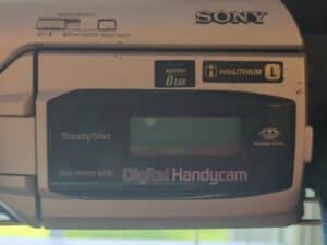 Sony-Digital-Handycam-DCR-TRV-Digital-Camcorder-third-image