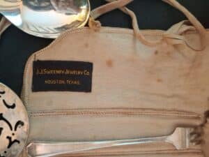 Sterling-Silver-Pastry-Server-and-Cocktail-Forks-Set-in-Presentation-Roll-second-image