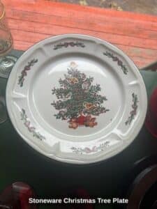 Stoneware-Christmas-Tree-Plate