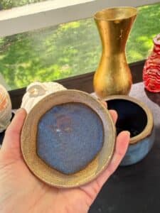 Studio-Art-Pottery-Lidded-Jar-second-image