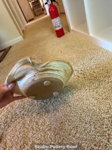 Studio-Pottery-Bowl-second-image