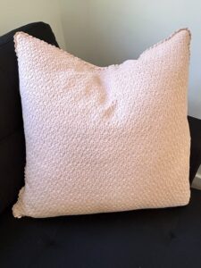 Textured-Knit-Throw-Pillow-Cover