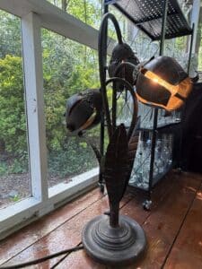 Three-Light-Tulip-Table-Lamp-second-image