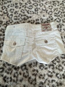 True-Religion-Joey-Cut-Off-Low-Rise-Cut-Off-Short-third-image
