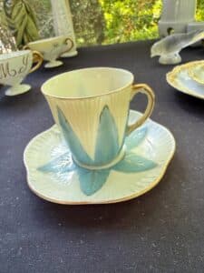 UCAGCO-China-Ivory-Hand-Painted-Occupied-Japan-Teacup-and-Saucer