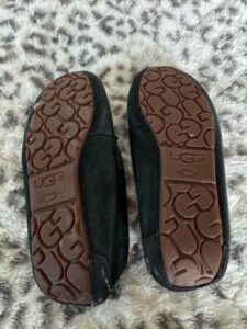UGG-Australia-Ascot-Suede-Moccasin-Slippers-Mens-third-image