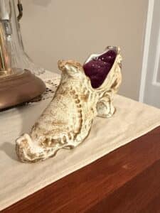 Victorian-Style-Ceramic-Shoe-Pin-Cushion