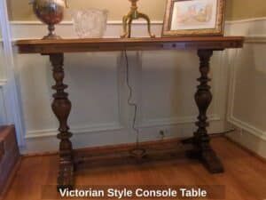 Victorian-Style-Console-Table