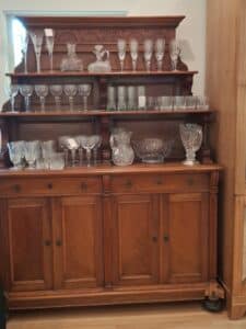 Victorian-Walnut-Sideboard-with-Hutch
