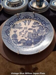 Vintage-Blue-Willow-Japan-Plate-B