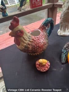 Vintage-CBK-Ltd-Ceramic-Rooster-Teapot-second-image