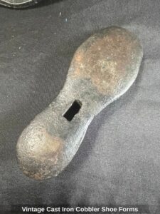 Vintage-Cast-Iron-Cobbler-Shoe-Forms-third-image