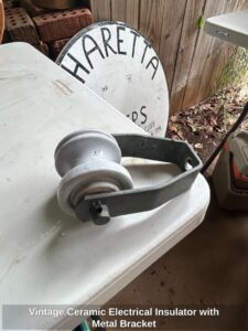 Vintage-Ceramic-Electrical-Insulator-with-Metal-Bracket