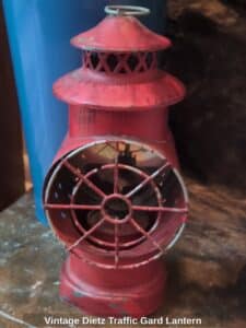 Vintage-Dietz-Traffic-Gard-Lantern