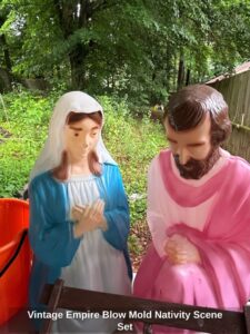 Vintage-Empire-Blow-Mold-Nativity-Scene-Set-second-image