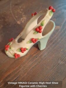 Vintage-HINAGI-Ceramic-High-Heel-Shoe-Figurine-with-Cherries