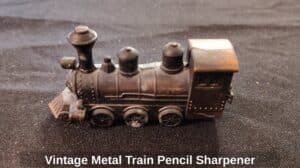 Vintage-Metal-Train-Pencil-Sharpener