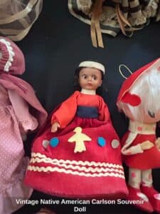 Vintage-Native-American-Carlson-Souvenir-Doll