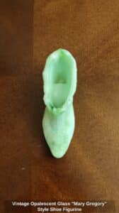Vintage-Opalescent-Glass-Mary-Gregory-Style-Shoe-Figurine