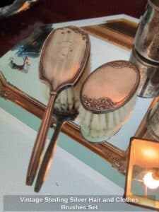 Vintage-Sterling-Silver-Hair-and-Clothes-Brushes-Set