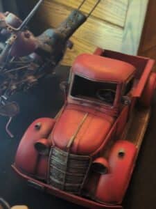 Vintage-Style-Red-Pickup-Truck-Metal-Sculpture-second-image
