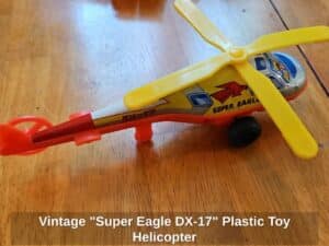 Vintage-Super-Eagle-DX-Plastic-Toy-Helicopter-second-image