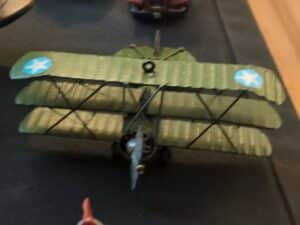Vintage-Tinplate-Triplane-Model