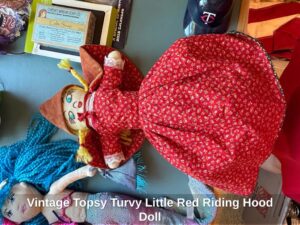 Vintage-Topsy-Turvy-Little-Red-Riding-Hood-Doll-second-image