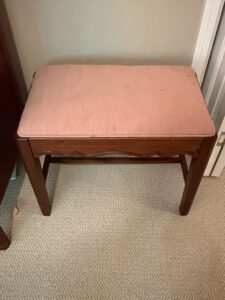 Vintage-Upholstered-Piano-Bench-with-Carved-Details