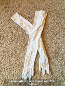 Vintage-White-Opera-Gloves-with-Pearl-Buttons-second-image