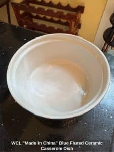 WCL-Made-in-China-Blue-Fluted-Ceramic-Casserole-Dish-second-image