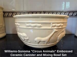 Williams-Sonoma-Circus-Animals-Embossed-Ceramic-Canister-and-Mixing-Bowl-Set-second-image