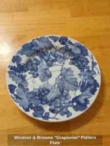 Windsor-Browne-Grapevine-Pattern-Plate